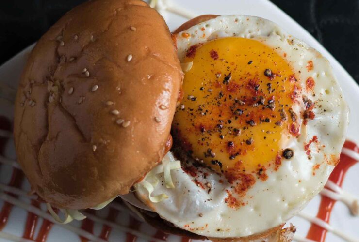 Bullseye egg Burger