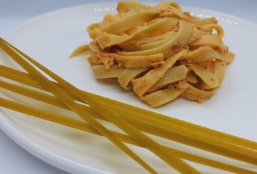 Chicken and cheese pasta dish